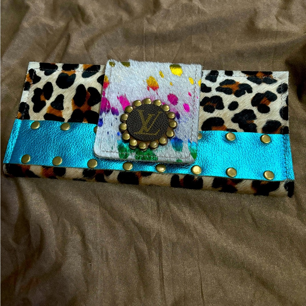 KIG large trifold wallet clutch